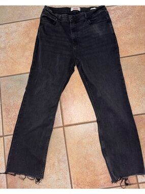 Wrangler Black Straight-Leg Jeans with Frayed Hem